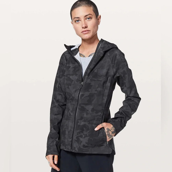 Lululemon  The Rain Is Calling Jacket, size 6 - Picture 1 of 16